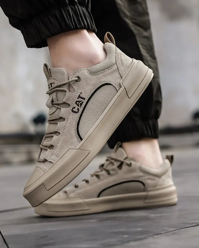 Sneakers en cuir CAT®