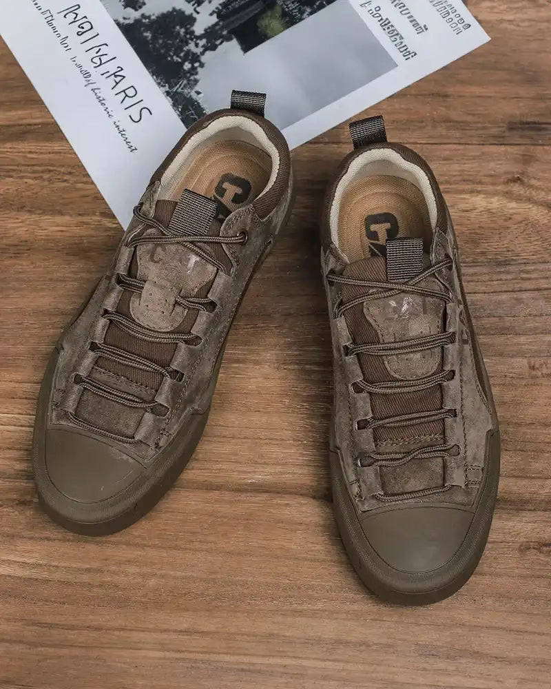 Sneakers en cuir CAT®