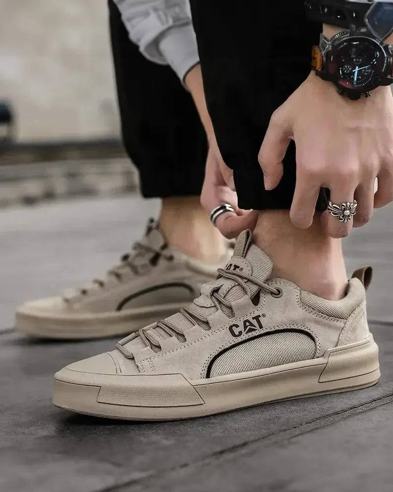 Sneakers en cuir CAT®