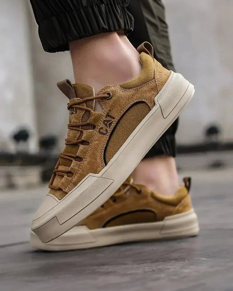 Sneakers en cuir CAT®